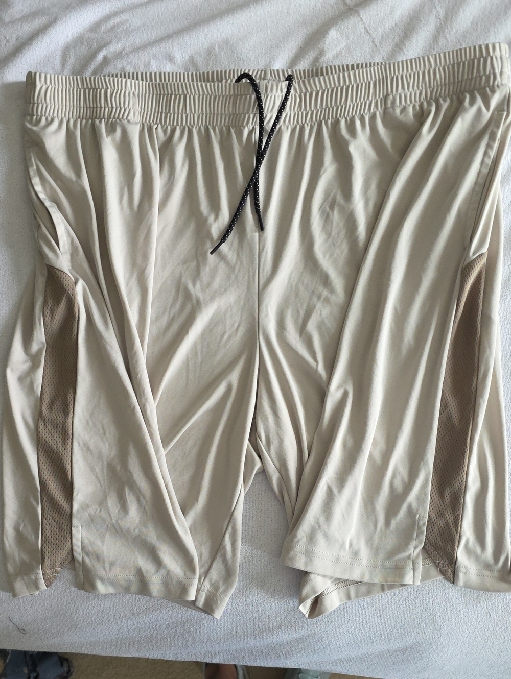 tek gear Men's Athletic Shorts in Beige with Tan Mesh Panels